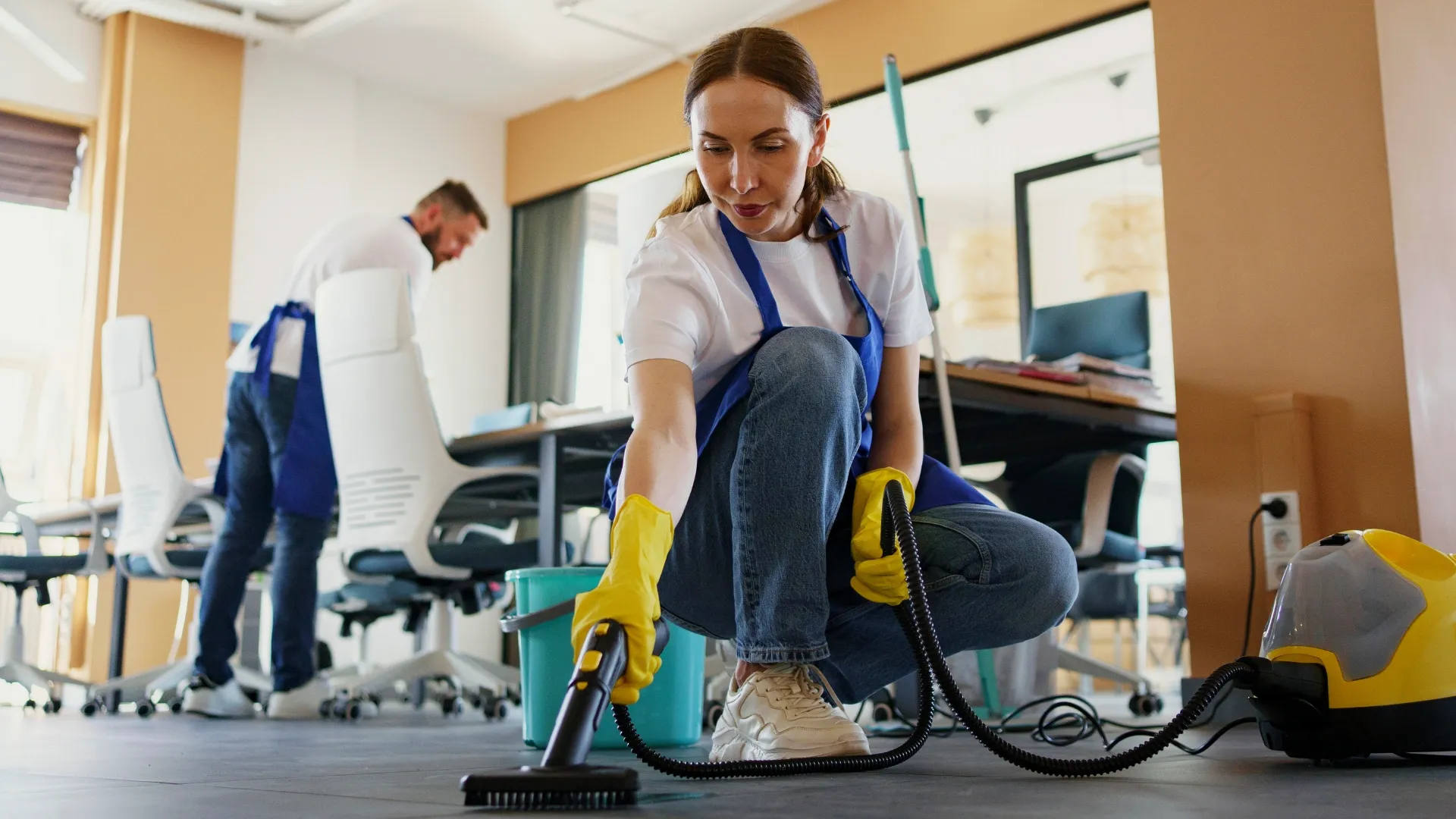 cleaning services jlt